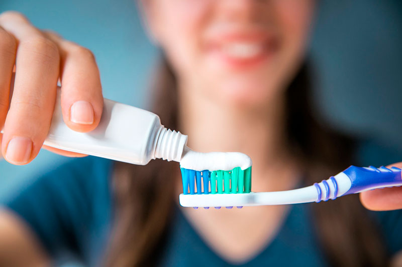 Read more about the article Quantas vezes por dia é preciso escovar os dentes?